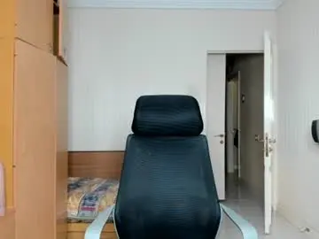 Chaturbate Free Porn Cam of sweetmuscles_boy