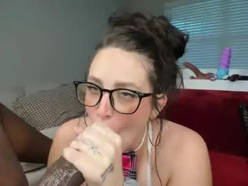 Chaturbate Sex Chat of tightholestinytits