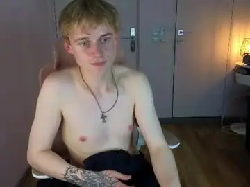 Chaturbate Adult Video Chat of avenrey