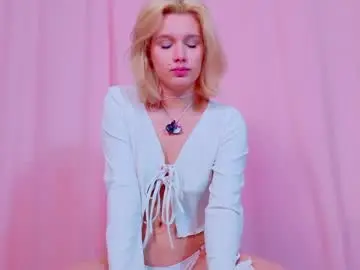 Chaturbate Nude Webcam of meowthlilu