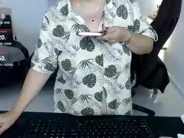 Chaturbate Live Sex of diva_milf