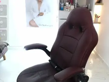 Chaturbate Free Porn Cam of diva_milf