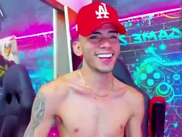 Chaturbate Live Sex of edward_24_