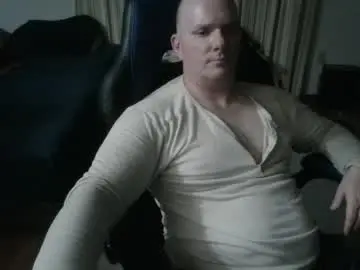 Chaturbate Free Porn Cam of emsguy1