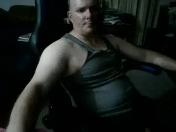 Chaturbate Free Live Porn of emsguy1