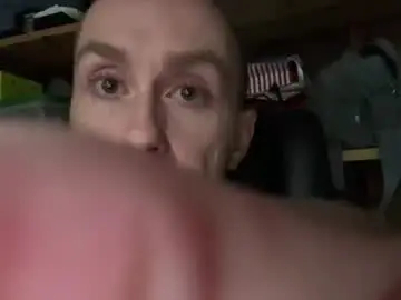 Chaturbate Free Live Porn of luckymagic33