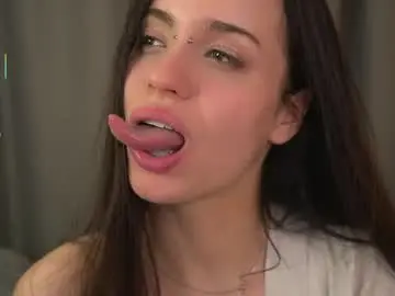 Chaturbate Live Sex Cam of vivid_girls