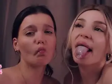 Chaturbate Live Porn of vivid_girls