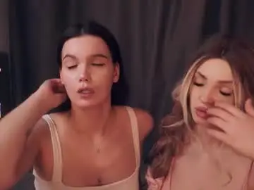Chaturbate Live Sex Cam of vivid_girls