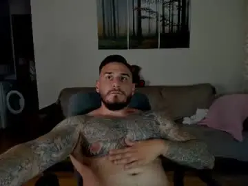 Chaturbate Live Sex Cam of gymdominus