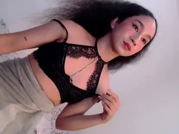 Chaturbate Live Sex of khira_fuck