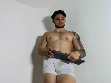 Chaturbate Best Webcam of latinboyvip_