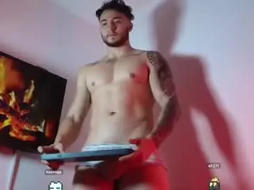Chaturbate Best live sex cam show of latinboyvip_