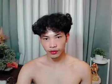 Chaturbate Free Live Porn of itzme_curlyalvin