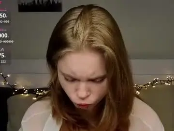 Chaturbate Free Live Porn of lyucy
