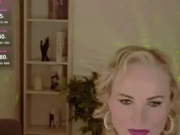 Chaturbate Live Sex Cam of sandra_kind