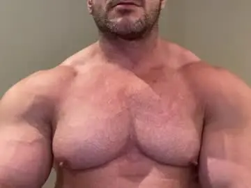 Chaturbate Free Porn Cam of alessandrobuilder