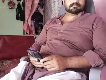 Chaturbate Live Sex Cam of chadipluskhangarh