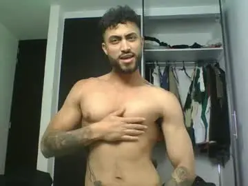 Chaturbate Live Porn of claybrown_