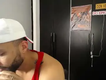 Chaturbate Live Porn of claybrown_
