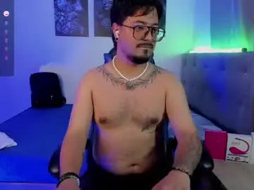Chaturbate Watch Live Sex Cams of daviidevans