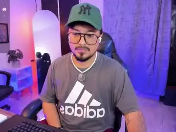 Chaturbate Live Sex Cam of daviidevans