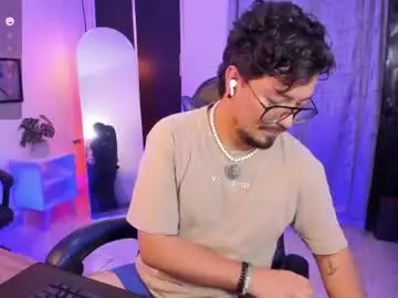 Chaturbate Nude Webcam of daviidevans