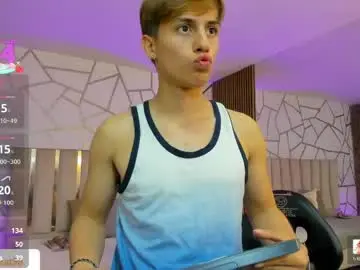 Chaturbate Live Sex Cam of evan_tay