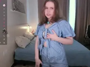 Chaturbate Live Sex Cam of flora_fiore