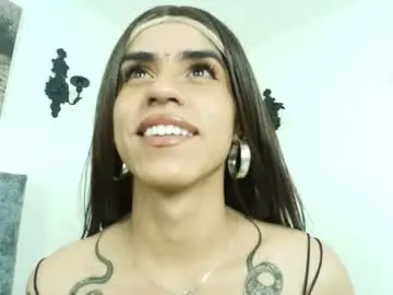 Chaturbate Live Porn of bella_poisonous