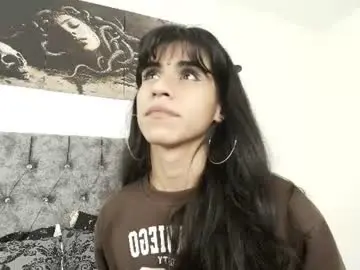 Chaturbate Nude Webcam of bella_poisonous
