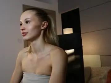 Chaturbate Sex Cam of emma__cutiee