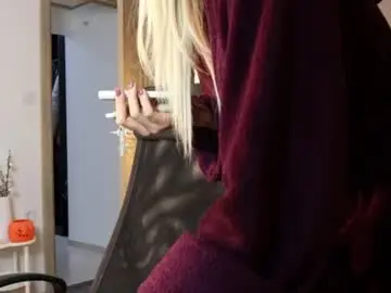 Chaturbate Sex Cam of emma__cutiee