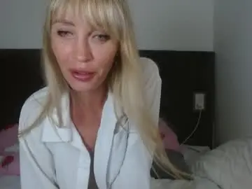 Chaturbate Adult Video Chat of helen_bb