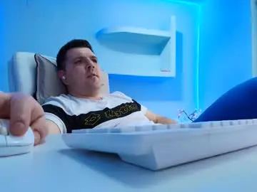 Chaturbate Live Sex Cam of jasonjacks8