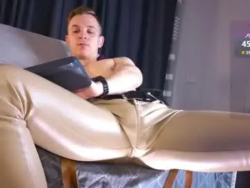 Chaturbate Sex Cam of night_wwwolf