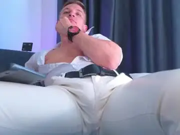 Chaturbate Live Porn of night_wwwolf