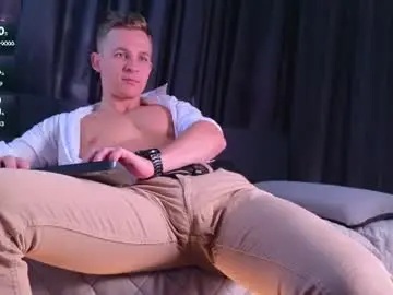 Chaturbate Live Sex Cam of night_wwwolf