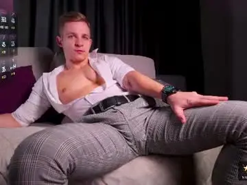 Chaturbate Nude Webcam of night_wwwolf