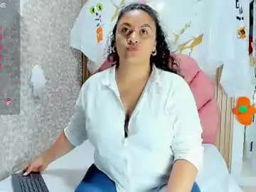 Chaturbate Adult Video Chat of valeria_rivera1
