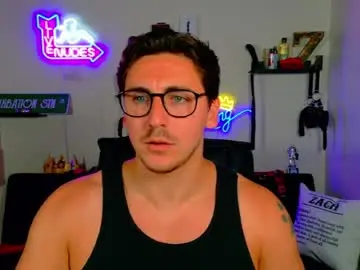 Chaturbate Free Porn Cam of zach_rhyder