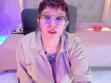 Chaturbate Nude Webcam of chloerossee