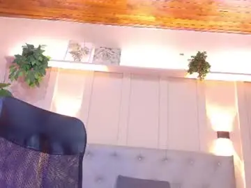 Chaturbate Live Sex Cam of chloerossee