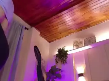 Chaturbate Nude Webcam of chloerossee