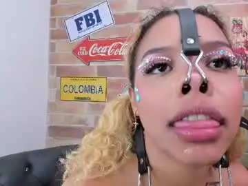 Chaturbate Live Porn of foxy__karla