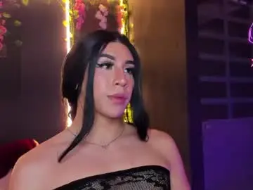 Chaturbate Watch Live Sex Cams of alonehazel