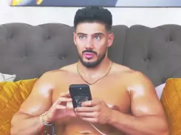 Chaturbate Best live sex cam show of dustinkeent