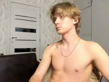 Chaturbate Adult Video Chat of milkiwy