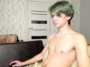 Chaturbate Live Sex Cam of milkiwy