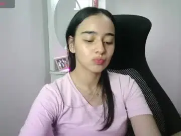 Chaturbate Live Sex Cam of aineangeel